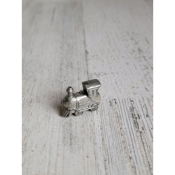 Hallmark locomotive Monopoly game Adventure to go miniature ornament Xmas - Picture 2 of 5